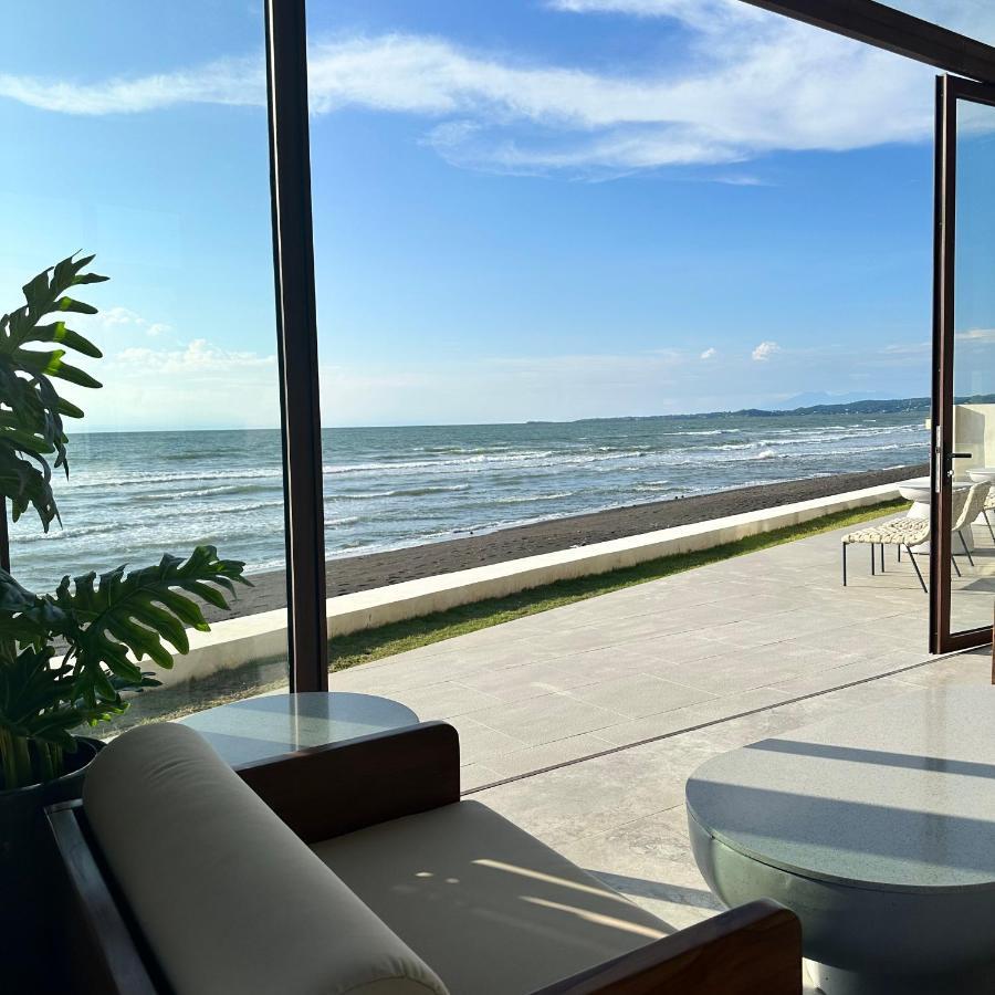 Tana Beach Villas Lian Bagian luar foto