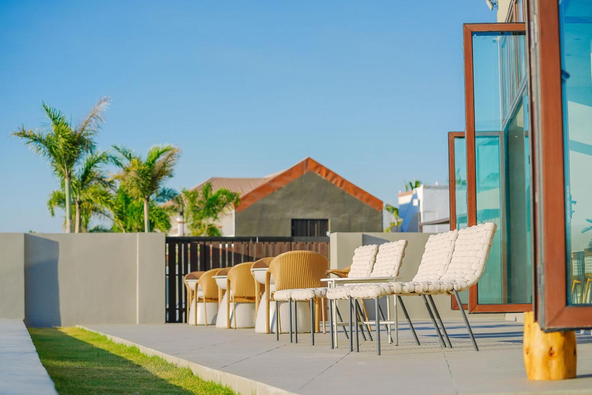 Tana Beach Villas Lian Bagian luar foto